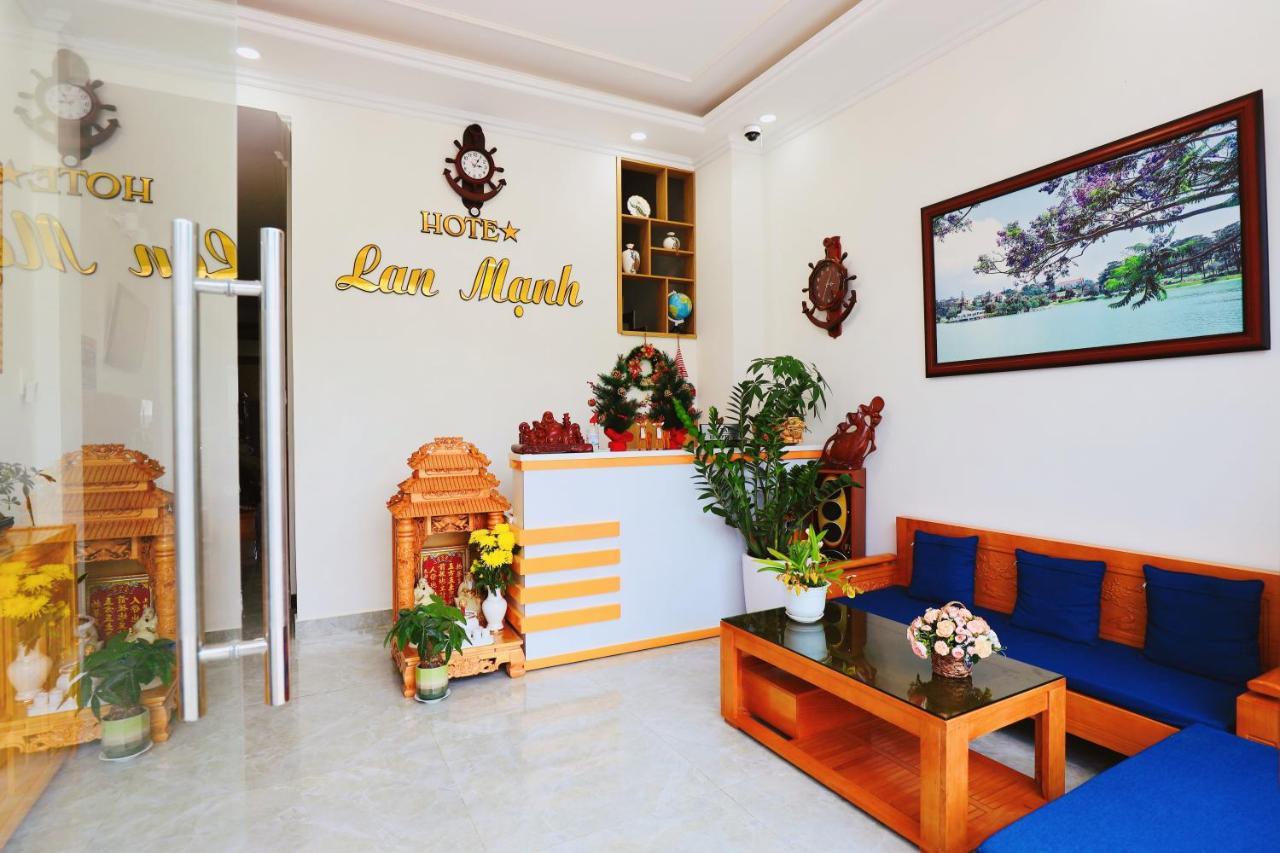 Lan Manh Hotel Dalat Exterior foto