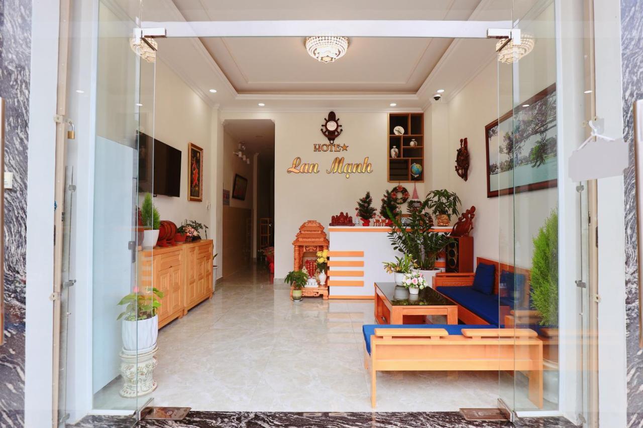 Lan Manh Hotel Dalat Exterior foto